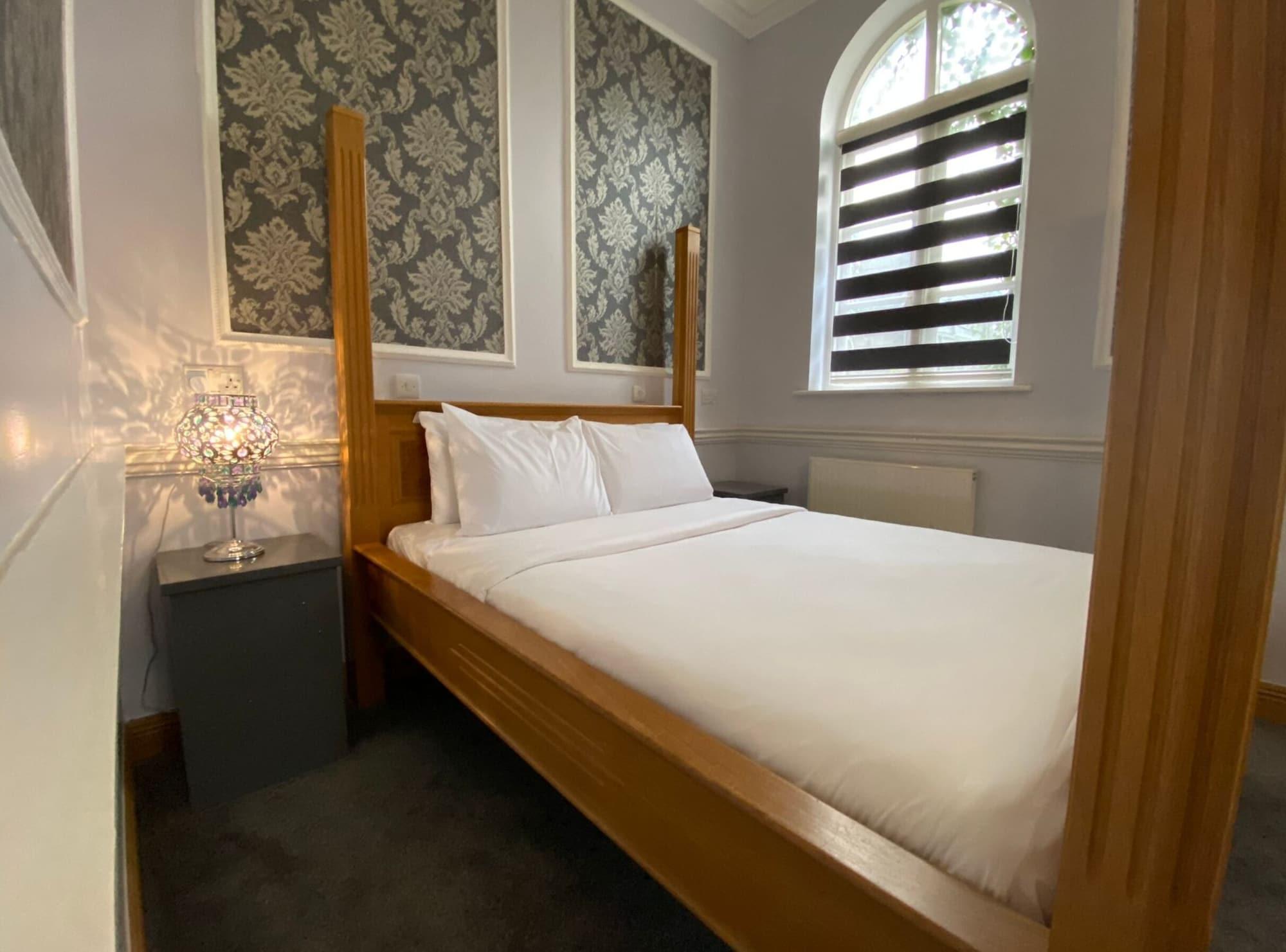 Baylis House Hotel Slough Bagian luar foto