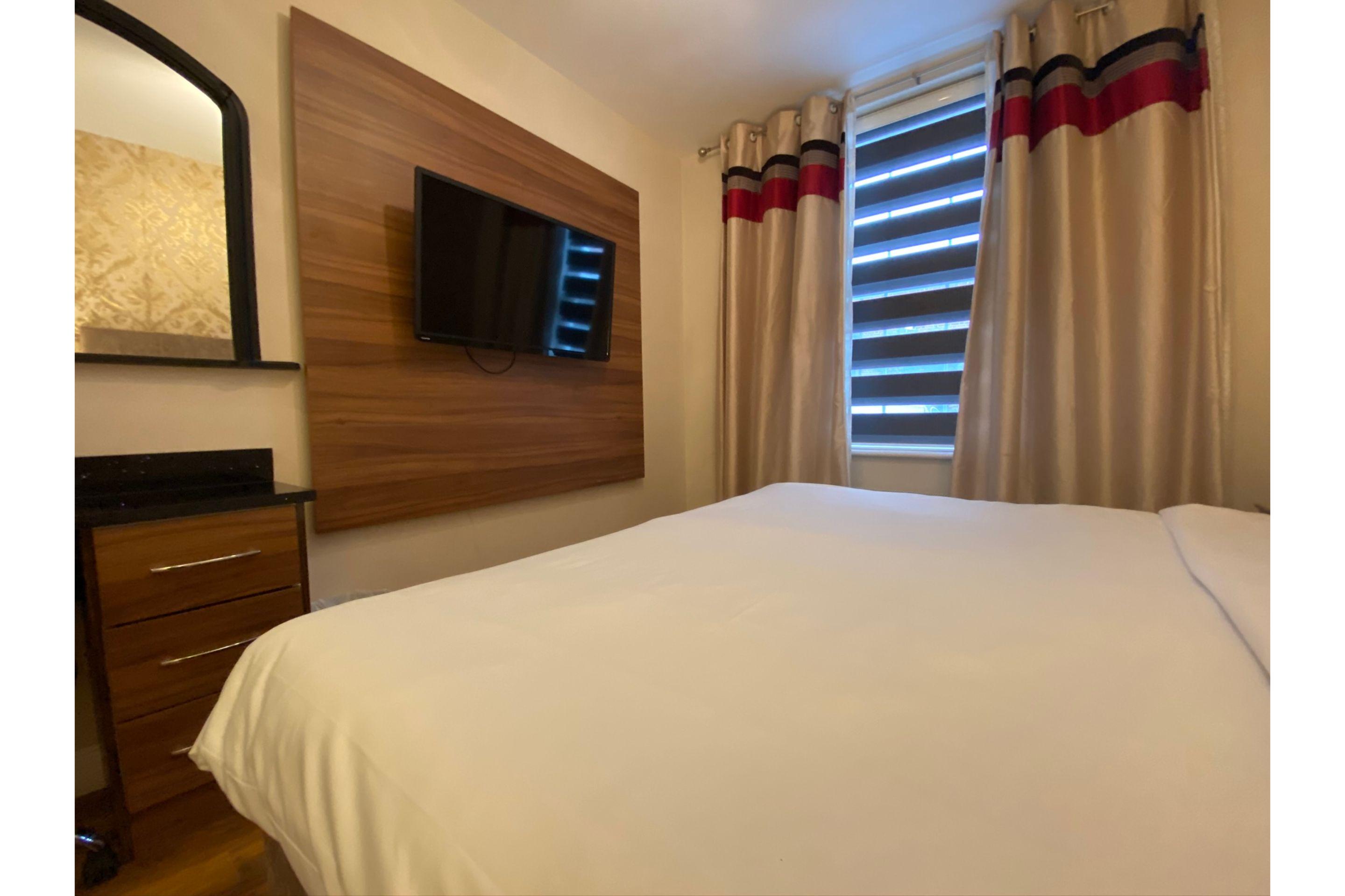 Baylis House Hotel Slough Bagian luar foto