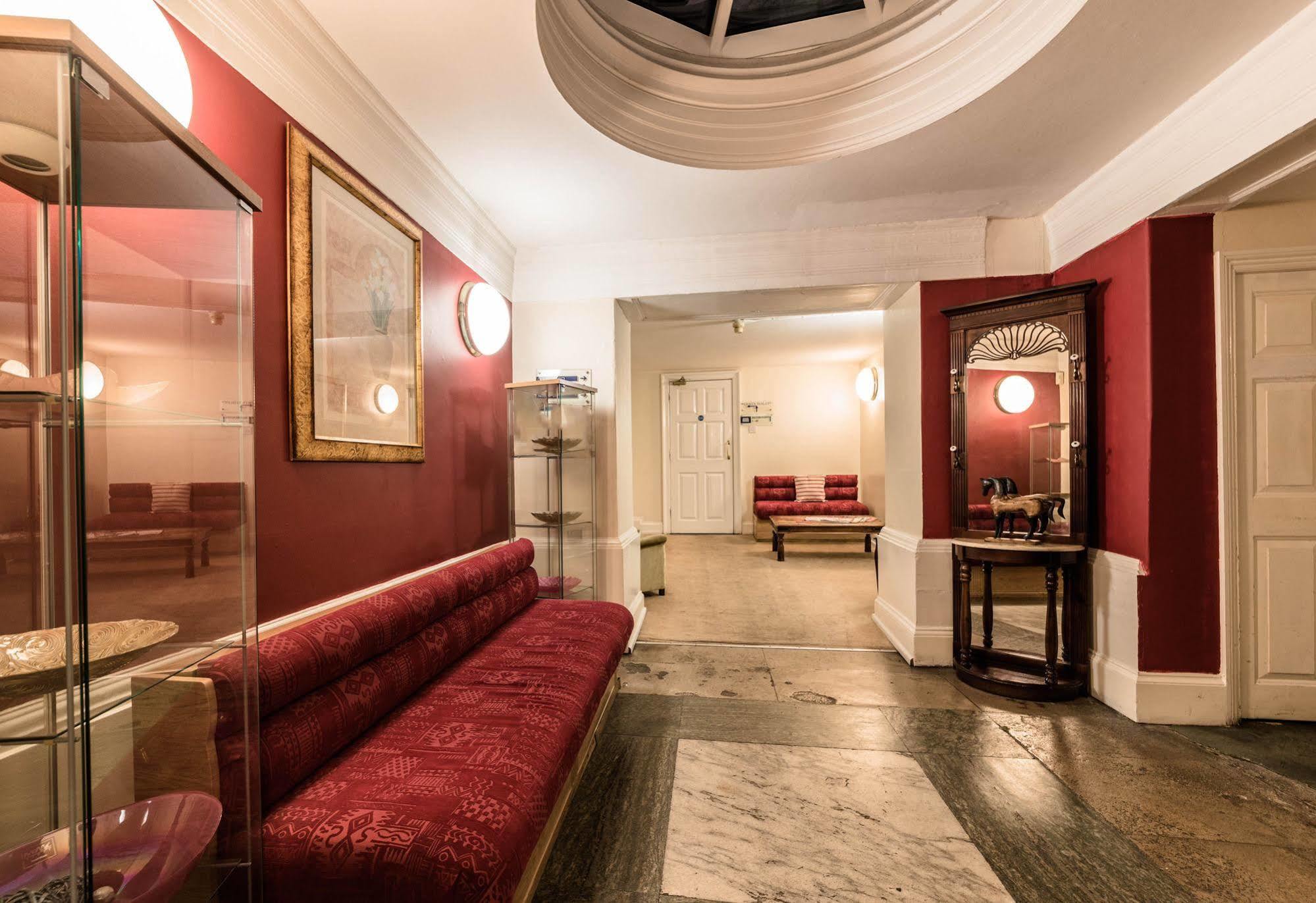 Baylis House Hotel Slough Bagian luar foto