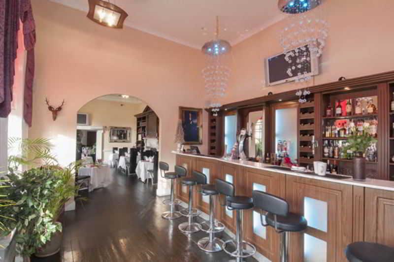 Baylis House Hotel Slough Bagian luar foto
